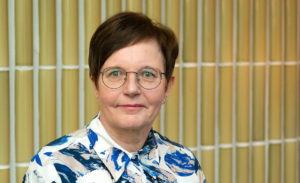 Sari Hänninen, valtakunnallisten asiakkuuspalvelujen johtaja Kelassa 1.9.2021 alkaen.